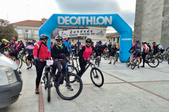 Gran ambiente en la XII Quedada BTT de Alaraz