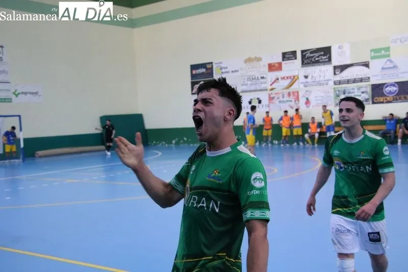 Foto 5 - FOTOS | El Piensos Dur&aacute;n Albense hace otra haza&ntilde;a y vence al Gran Canaria FS en la ida (5-3) 