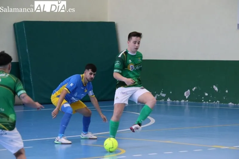 Foto 2 - FOTOS | El Piensos Dur&aacute;n Albense hace otra haza&ntilde;a y vence al Gran Canaria FS en la ida (5-3) 