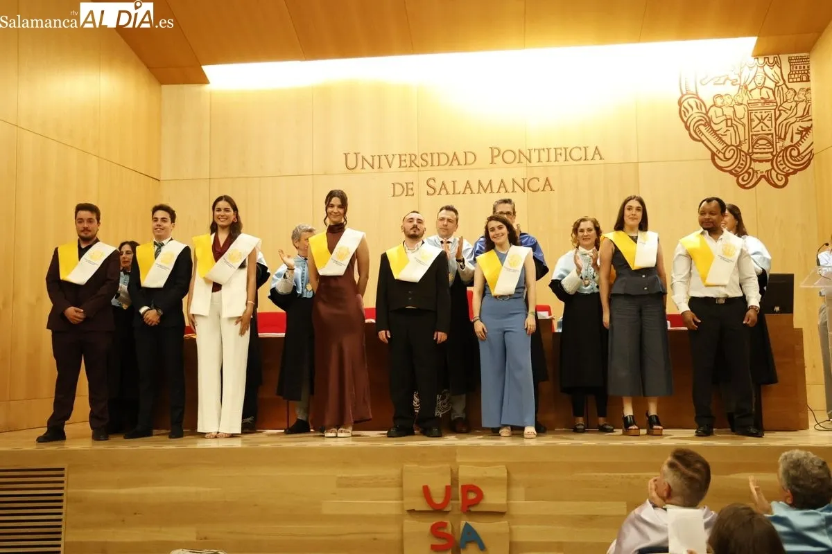 Ceremonias de imposición de becas del Máster Universitario en Formación del Profesorado de ESO y Bachillerato, FP y Enseñanzas de Idiomas, y del Curso de Formación Pedagógica y Didáctica. Fotos: David Sañudo