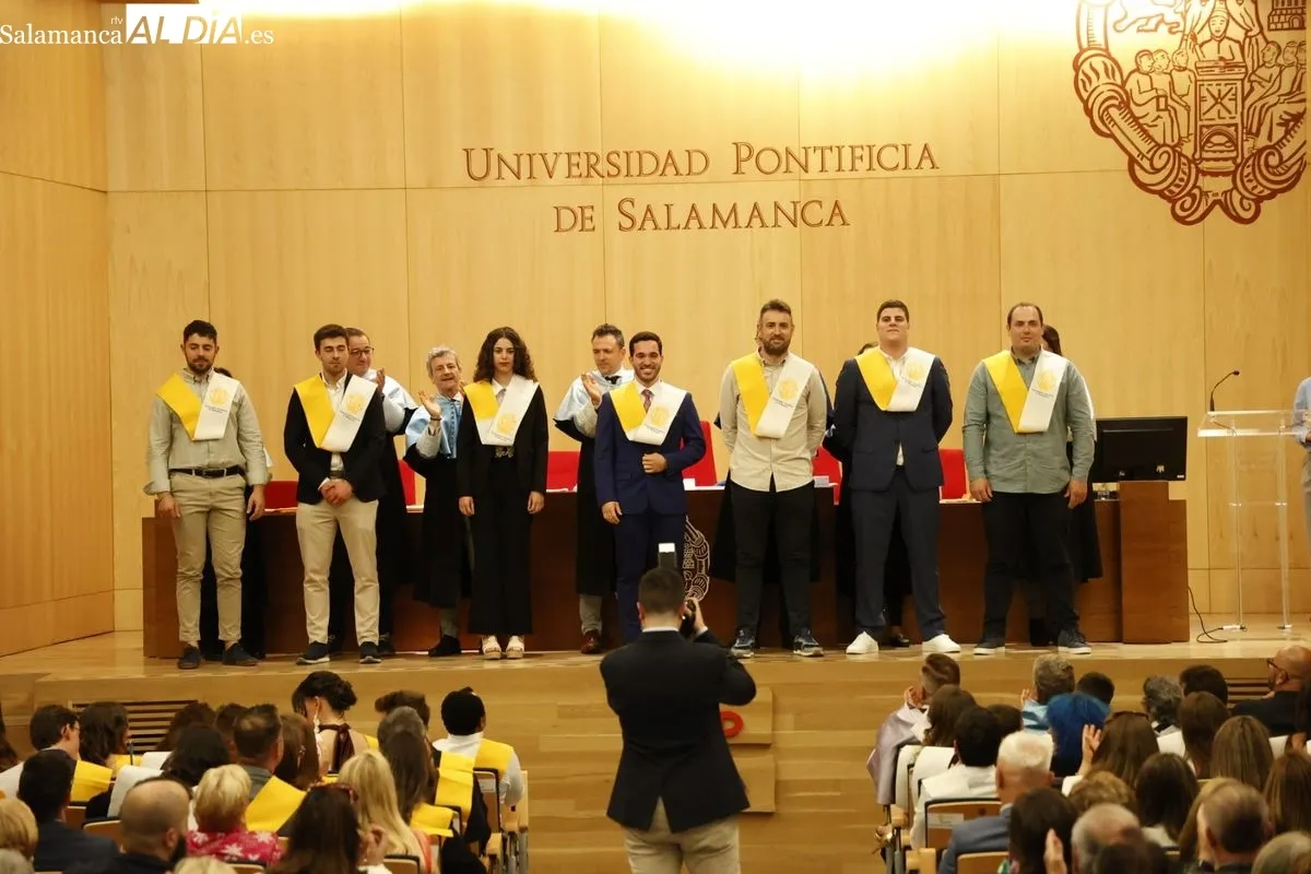 Ceremonias de imposición de becas del Máster Universitario en Formación del Profesorado de ESO y Bachillerato, FP y Enseñanzas de Idiomas, y del Curso de Formación Pedagógica y Didáctica. Fotos: David Sañudo