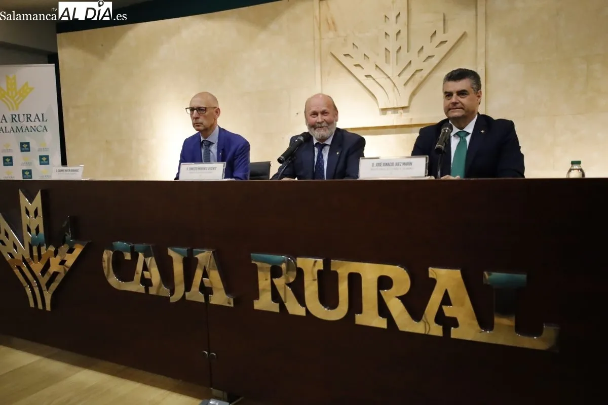 Presentación de José Ignacio Juez Martín, nuevo director general de Caja Rural de Salamanca. Foto de David Domínguez