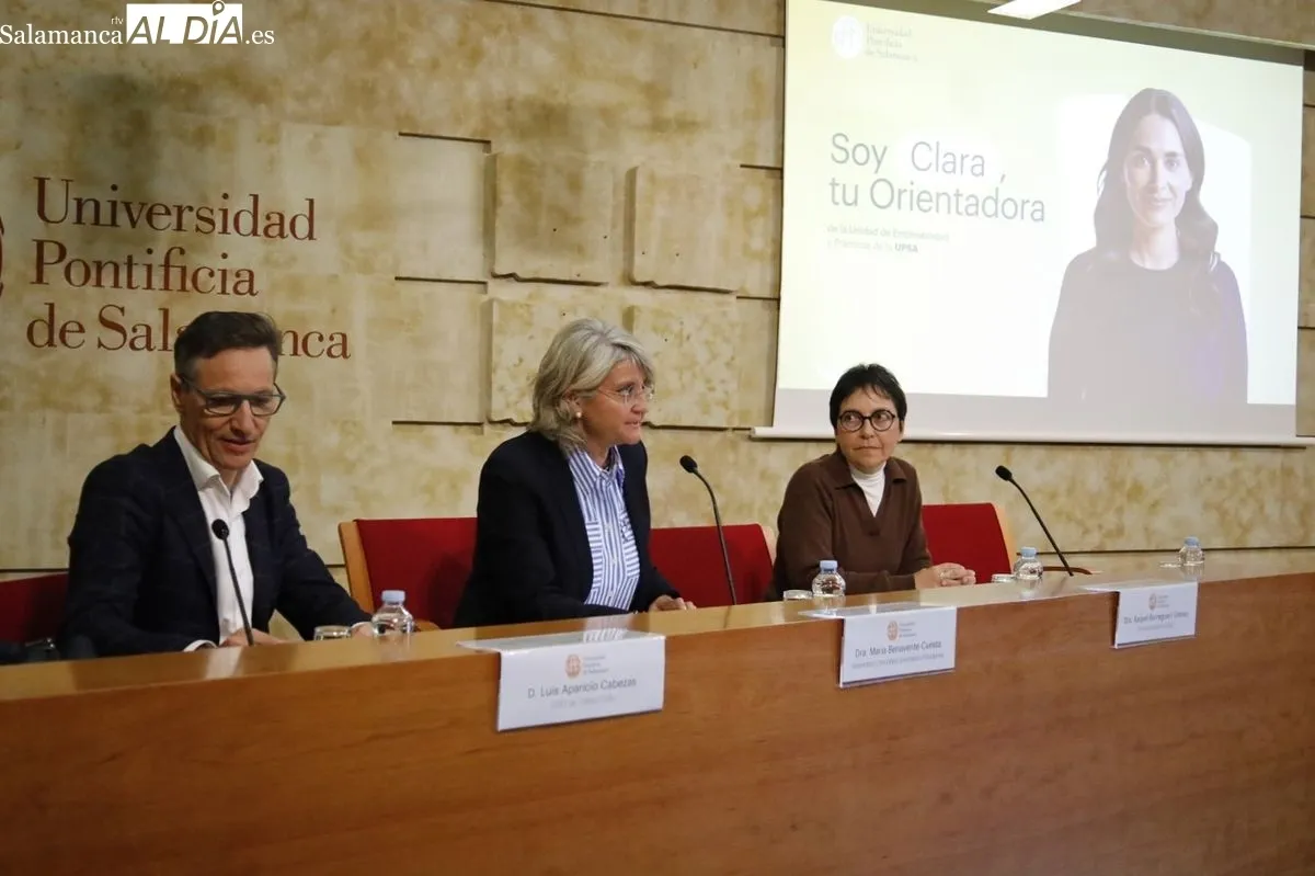La UPSA presenta a Clara, la nueva asistente virtual que impulsa la empleabilidad de sus estudiantes. Foto de David Domínguez