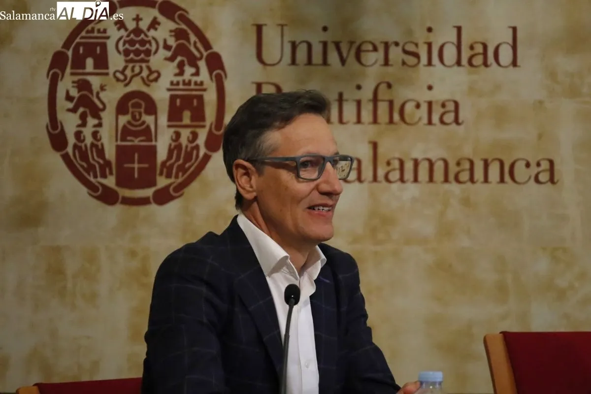 La UPSA presenta a Clara, la nueva asistente virtual que impulsa la empleabilidad de sus estudiantes. Foto de David Domínguez