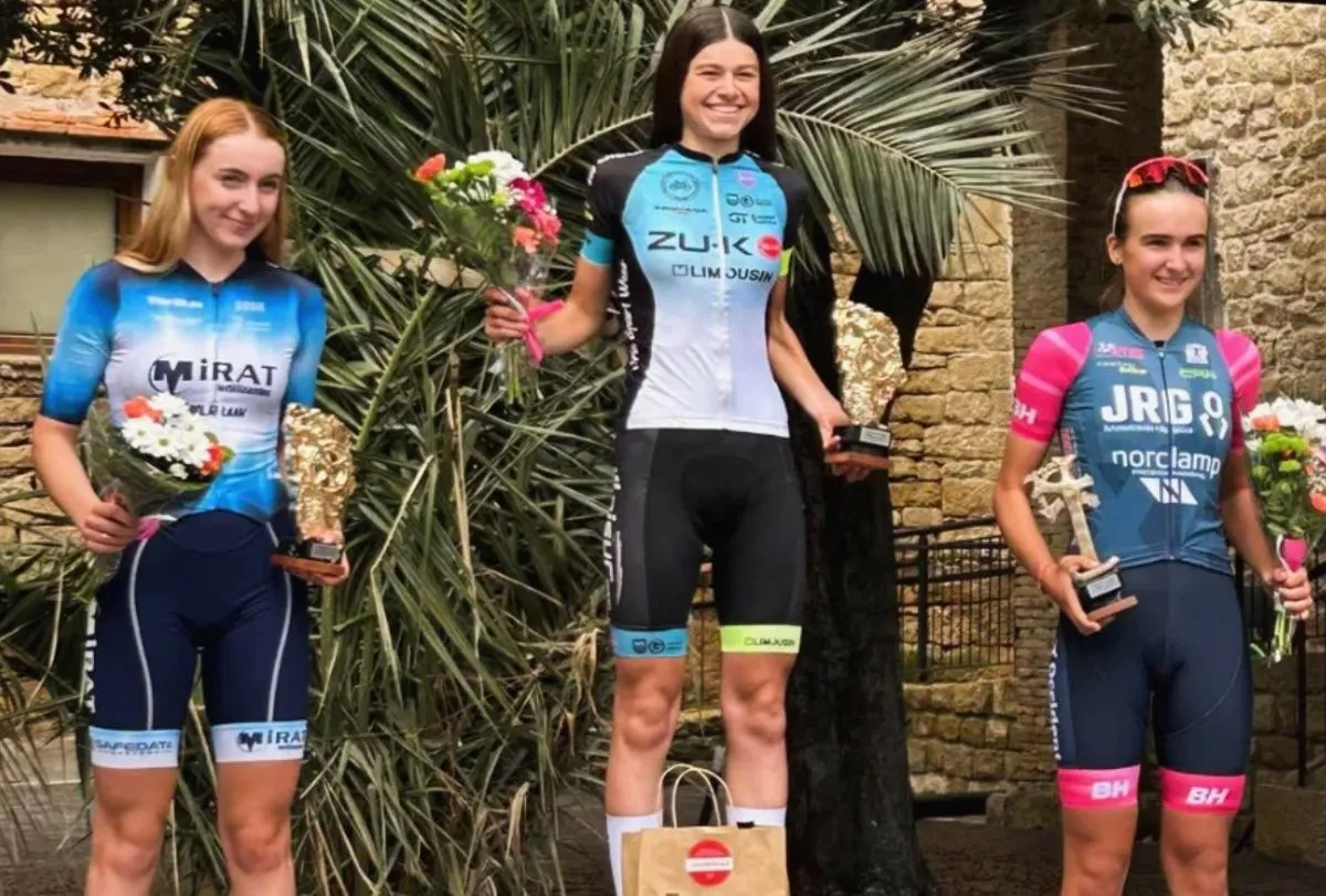 Laida Alzola, otra de las junior del equipo, consiguió dos segundos puestos consecutivos en Navarra: en el Trofeo de Tafalla y en San Martín de Unx