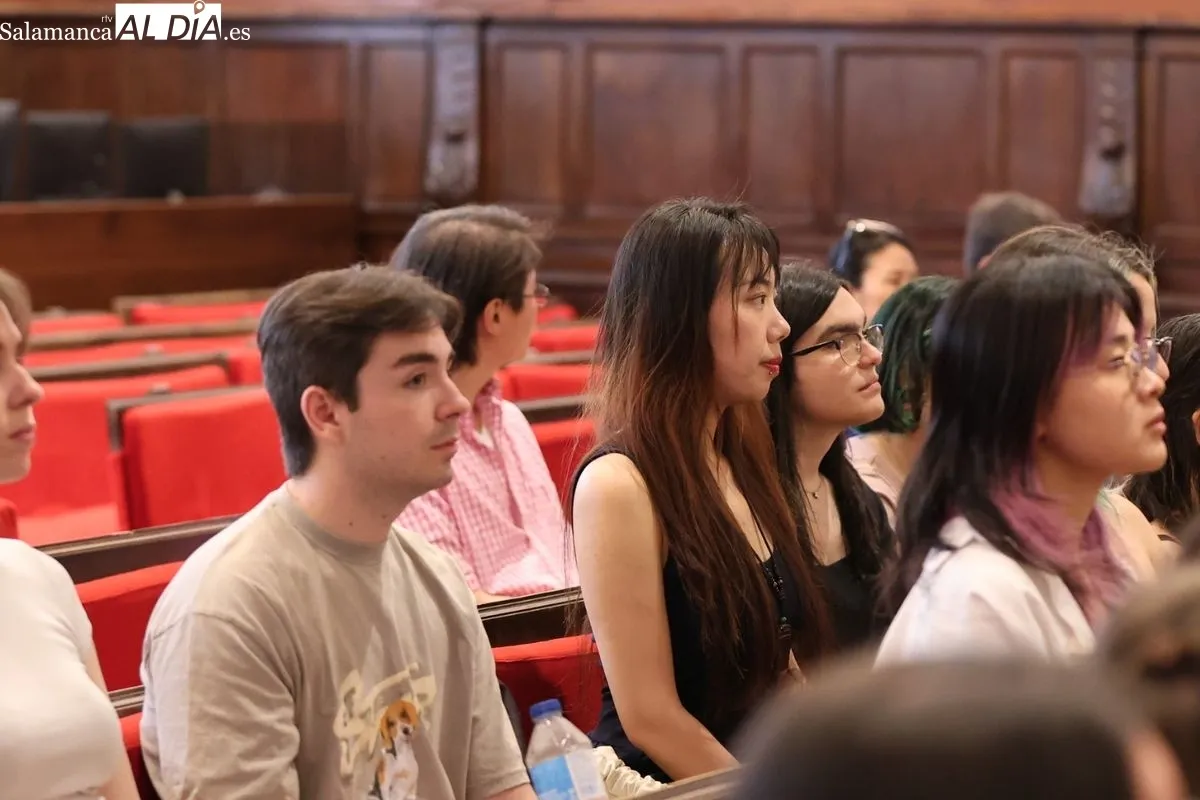 Acto en el Paraninfo de la USAL para la creación del Instituto Confucio. Foto de David Sañudo