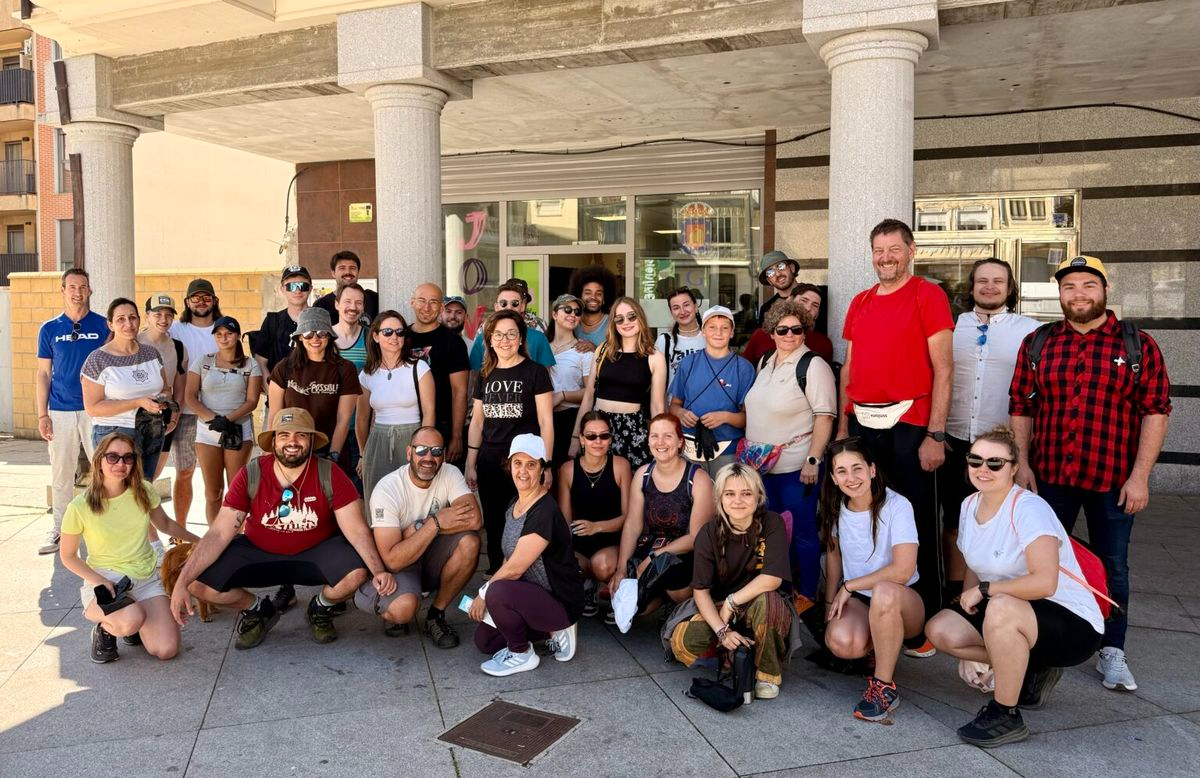 Ruta plogging con 30 participantes del programa Erasmus+ en Guijuelo