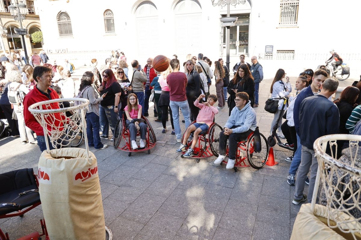 Accesibilidad Salamanca: 18 entidades se unen en la ciudad