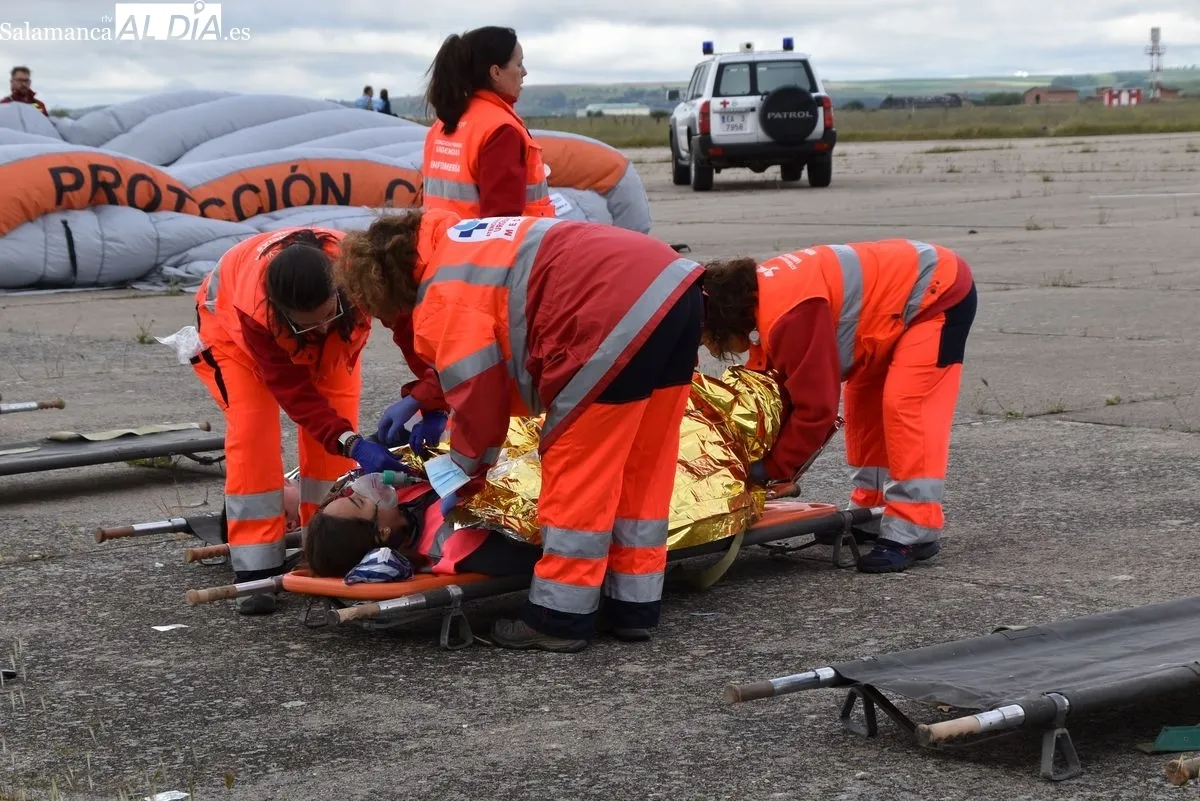Espectacular simulacro de accidente  aéreo en Matacán | FOTOS: Vanesa Martins 