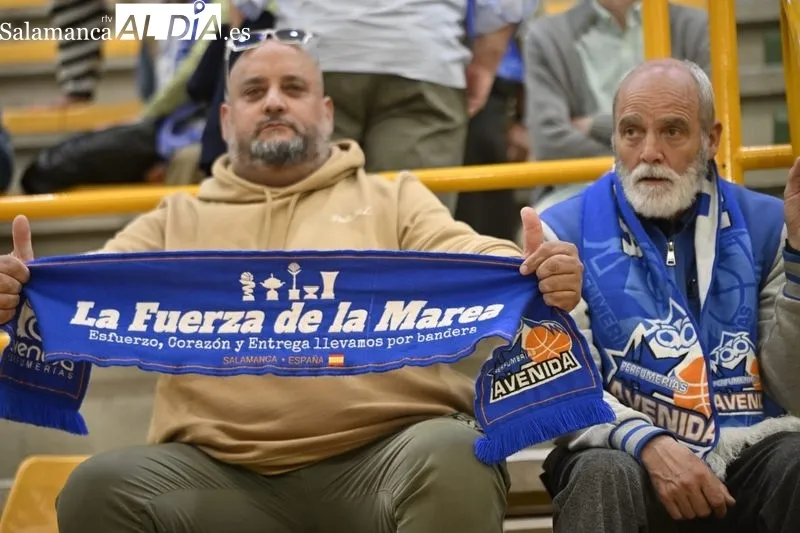 Foto 18 - Otro lleno m&aacute;s para la colecci&oacute;n en W&uuml;rzburg: ambientazo ante el Valencia Basket en las 'semis' del Perfumer&iacute;as Avenida (FOTOS)