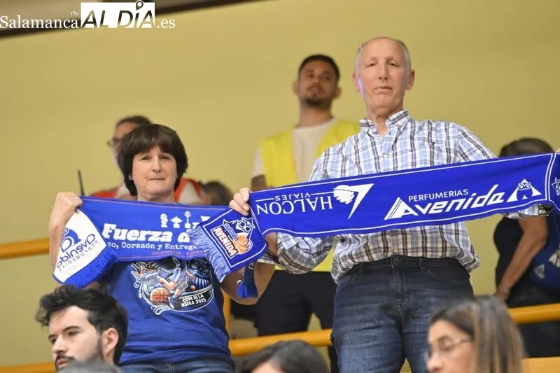 Foto 11 - Otro lleno m&aacute;s para la colecci&oacute;n en W&uuml;rzburg: ambientazo ante el Valencia Basket en las 'semis' del Perfumer&iacute;as Avenida (FOTOS)