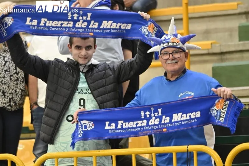 Foto 3 - Otro lleno m&aacute;s para la colecci&oacute;n en W&uuml;rzburg: ambientazo ante el Valencia Basket en las 'semis' del Perfumer&iacute;as Avenida (FOTOS)