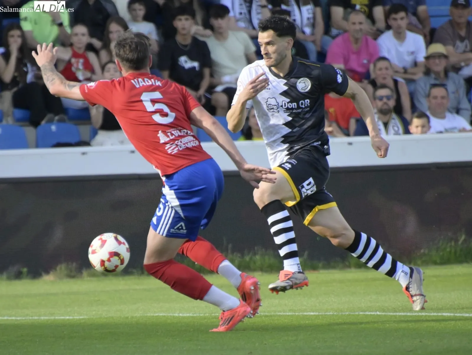 Foto 8 - FOTOS Y V&Iacute;DEO | Un Unionistas con 10 no puede con el Tarazona y se jugar&aacute; la salvaci&oacute;n en la &uacute;ltima jornada (0-0)