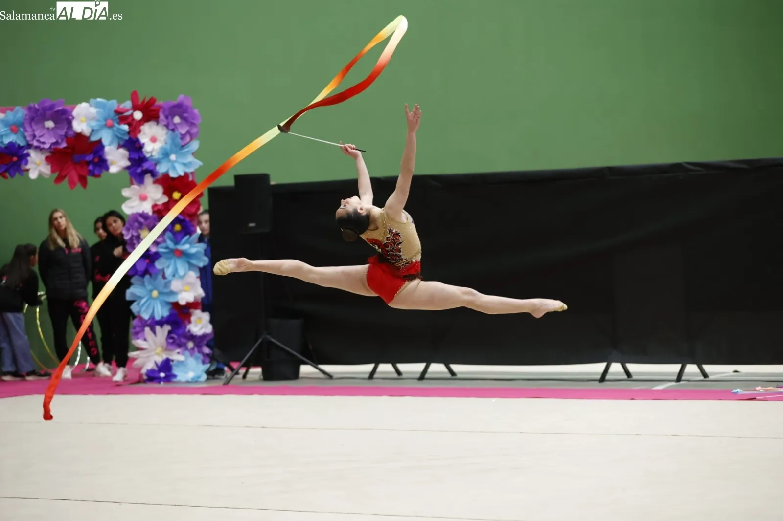Foto 18 - FOTOS | M&aacute;xima emoci&oacute;n en el Campeonato Auton&oacute;mico individual y de equipos de Gimnasia R&iacute;tmica