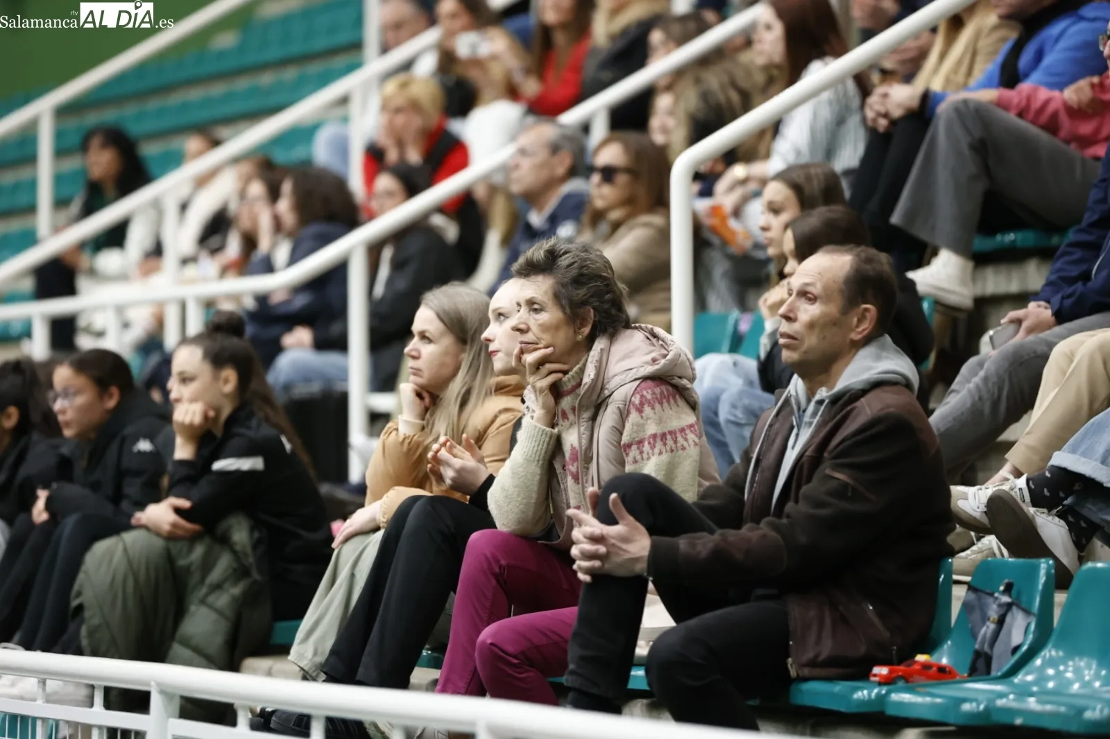 Foto 6 - FOTOS | M&aacute;xima emoci&oacute;n en el Campeonato Auton&oacute;mico individual y de equipos de Gimnasia R&iacute;tmica
