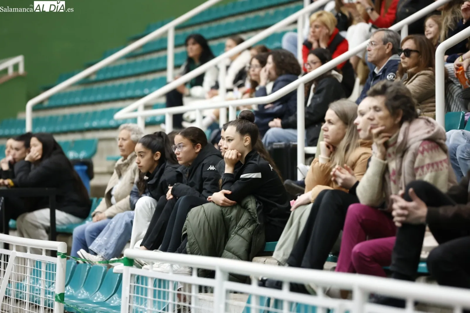 Foto 5 - FOTOS | M&aacute;xima emoci&oacute;n en el Campeonato Auton&oacute;mico individual y de equipos de Gimnasia R&iacute;tmica