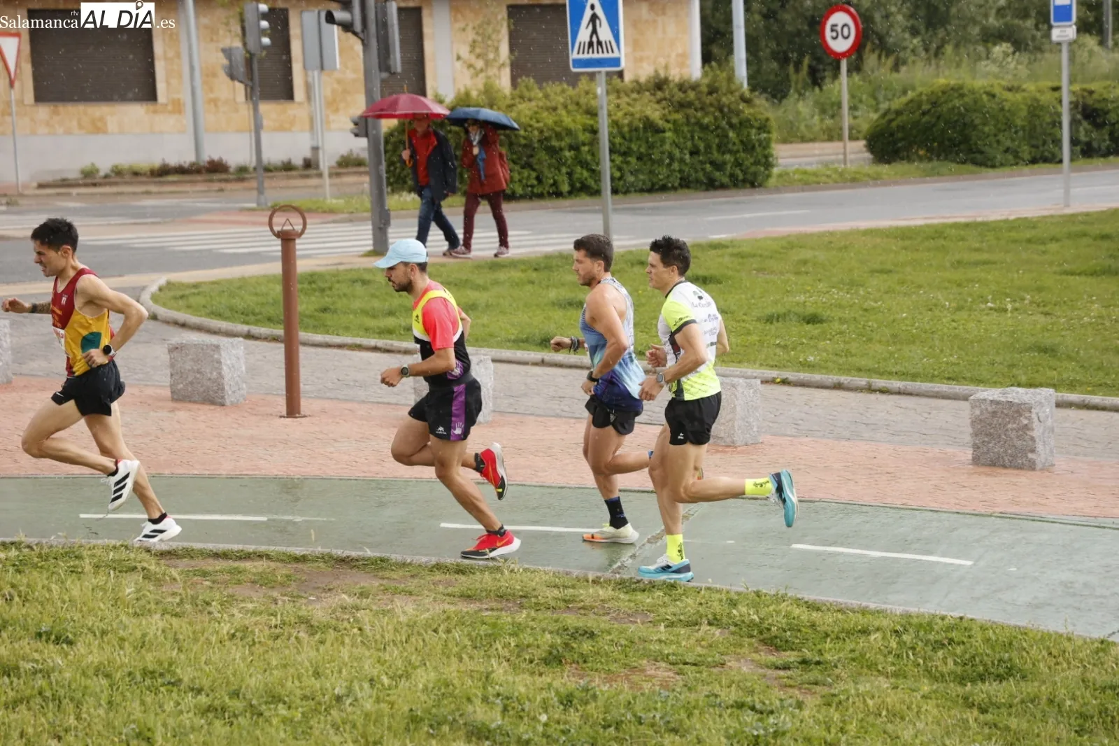 Foto 13 - &Eacute;xito rotundo en la IX Carrera Misioneras de la Providencia en Salamanca