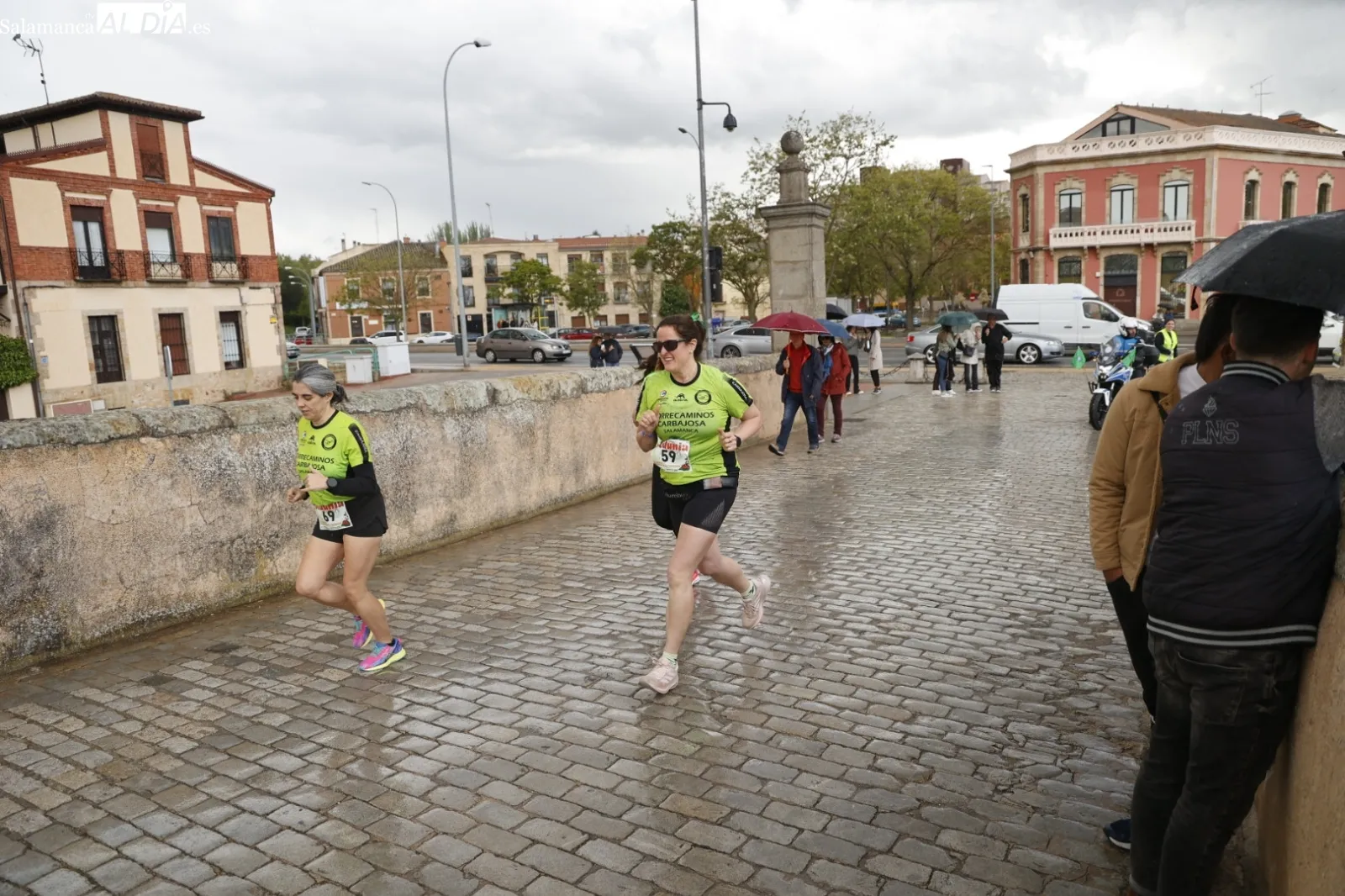 Foto 2 - &Eacute;xito rotundo en la IX Carrera Misioneras de la Providencia en Salamanca