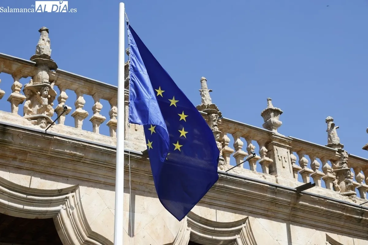 Celebración del Día de Europa en el Patio de Escuelas Menores. Foto de David Sañudo
