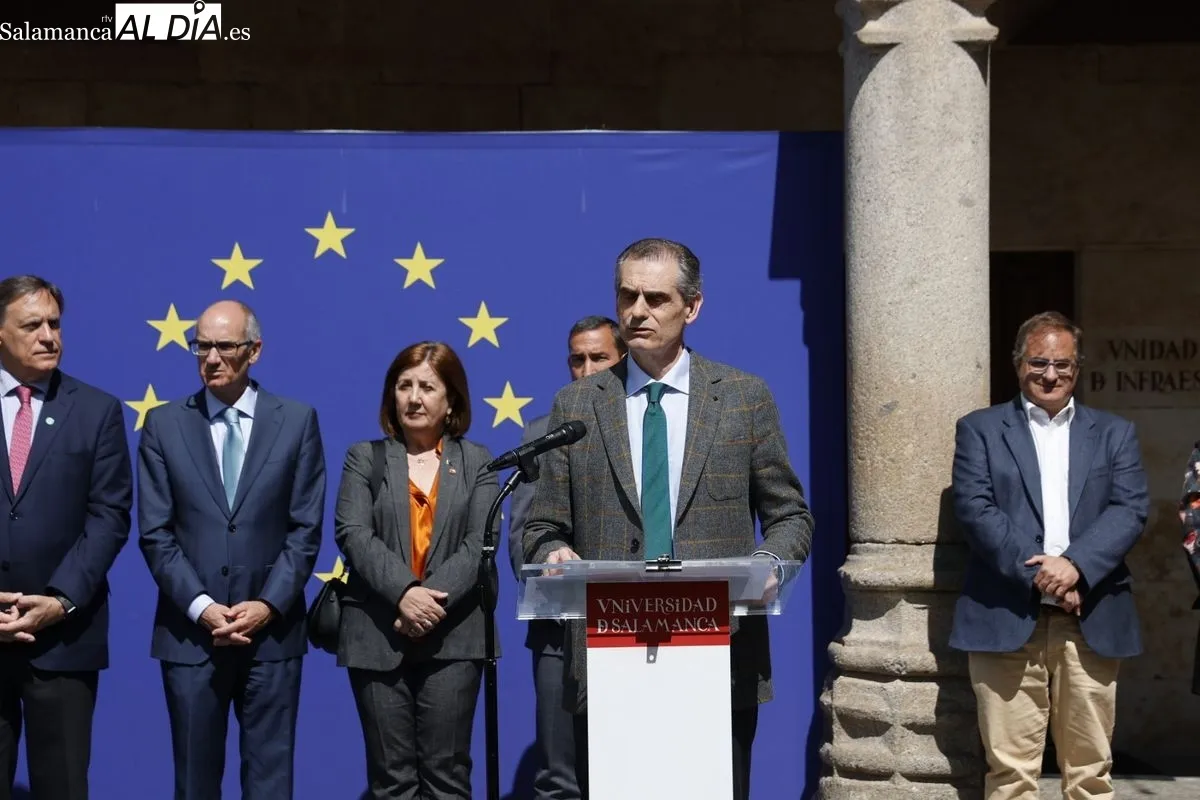 Celebración del Día de Europa en el Patio de Escuelas Menores. Foto de David Sañudo