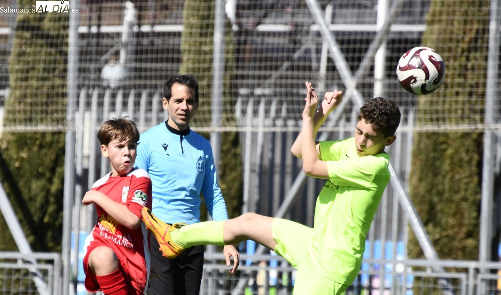 Cursos árbitros fútbol y futsal Salamanca RFCyLF gratis