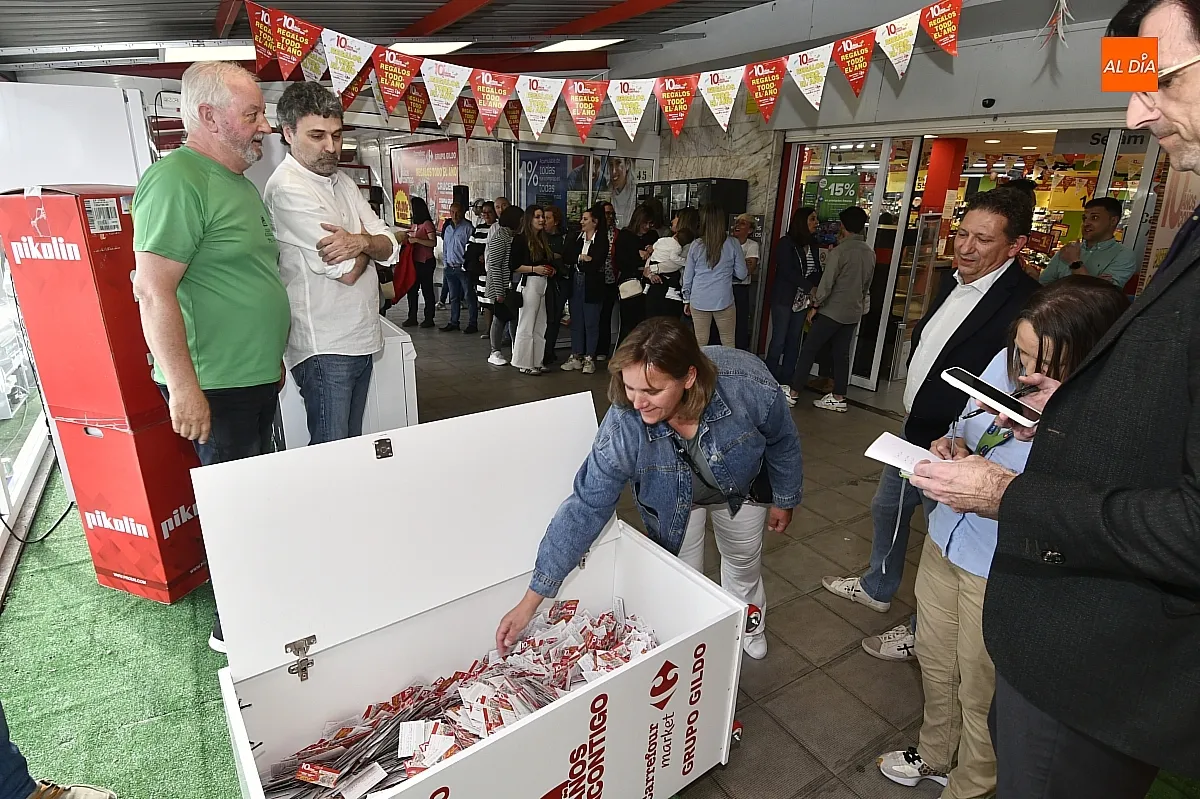 Sorteo compras aniversario Carreforur Market Gildo Fuentes de Oñoro/ Fotos: Adrián M.Pastor