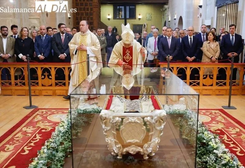 Foto 10 - Auza desgrana la fe de Santa Teresa: confianza y reparaci&oacute;n ante el mundo