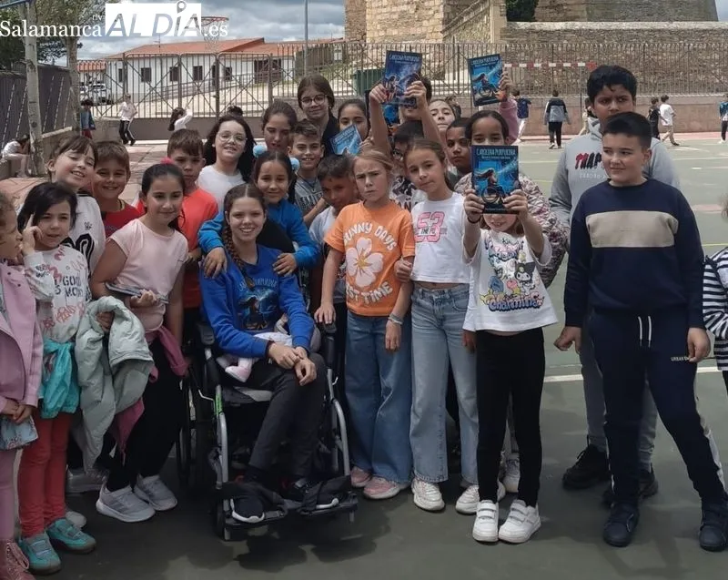 Foto 8 - El CEIP Santa Teresa acoge la inspiradora historia de 'Carolina Purpurina' en una jornada de valores y esperanza