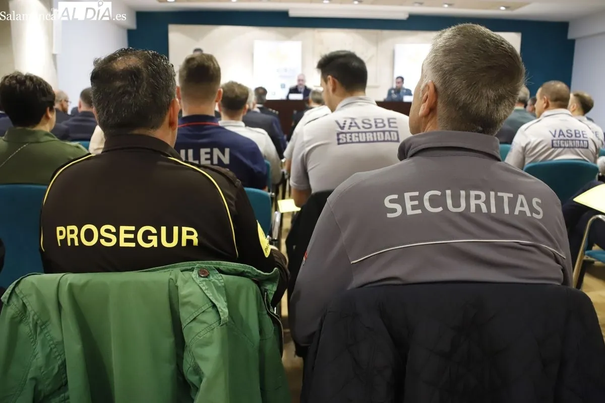 Día de la Seguridad Privada en el salón de actos de Caja Rural de Salamanca. Foto de Ángel Puma