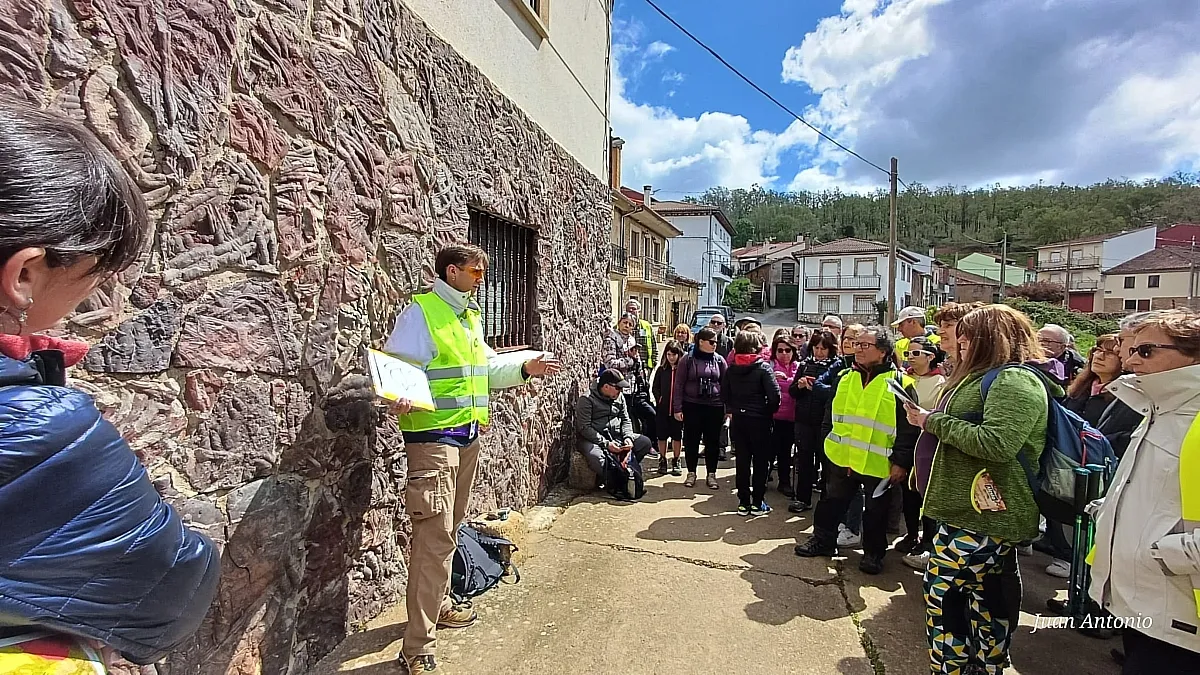 Foto 5 - El Geolod&iacute;a de Salamanca re&uacute;ne a m&aacute;s de 200 personas en El Ma&iacute;llo