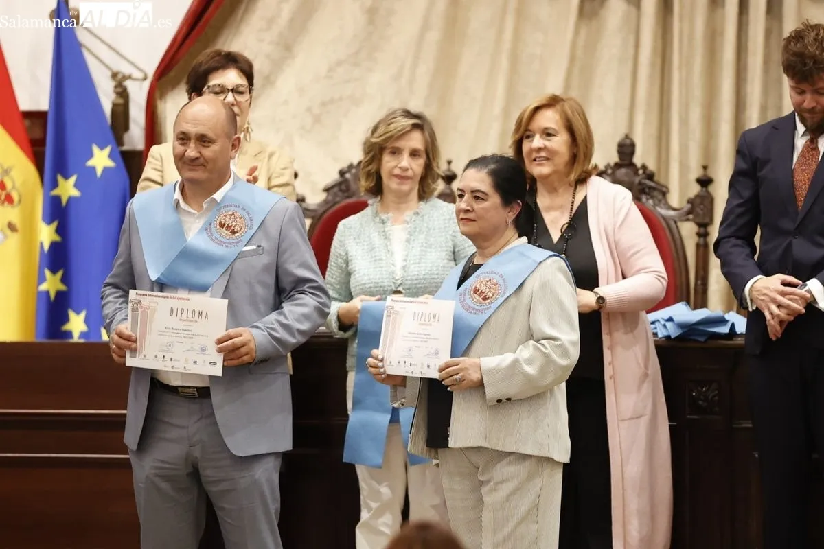 Graduación de estudiantes de la Experiencia en el Paraninfo de la USAL. Foto de David Sañudo