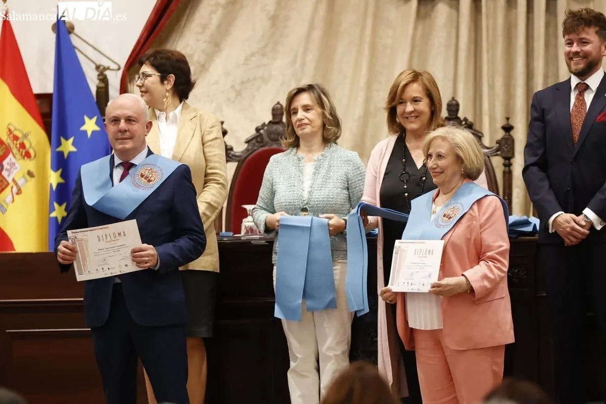 Graduación de estudiantes de la Experiencia en el Paraninfo de la USAL. Foto de David Sañudo