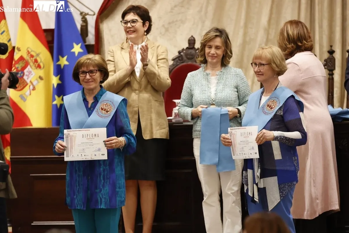 Graduación de estudiantes de la Experiencia en el Paraninfo de la USAL. Foto de David Sañudo