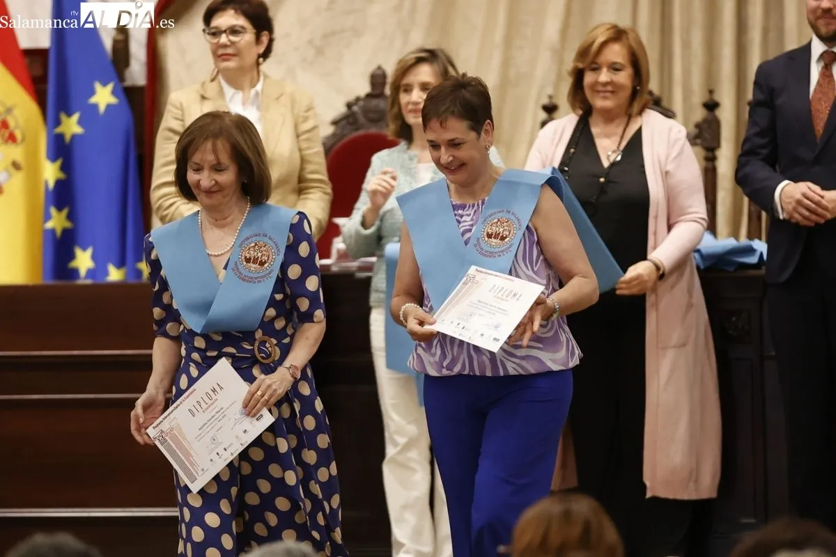 Graduación de estudiantes de la Experiencia en el Paraninfo de la USAL. Foto de David Sañudo