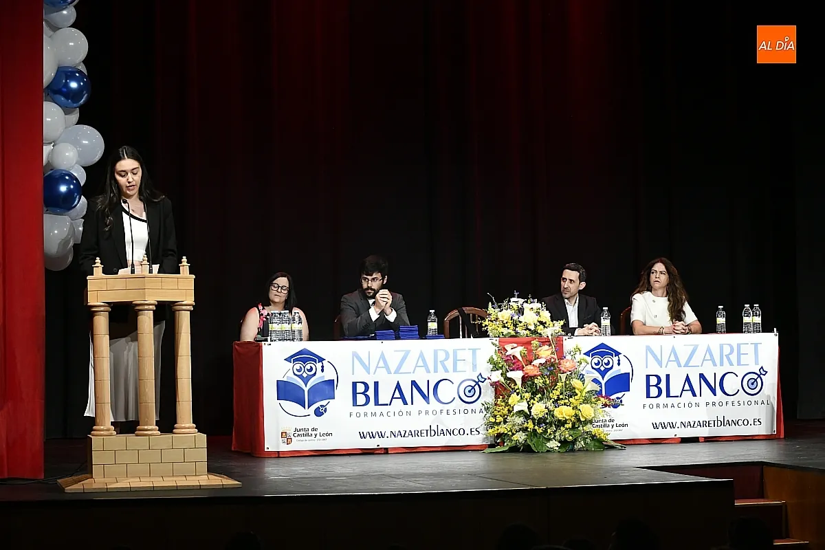 Graduación 4ª Edición Centro Nazaret Blanco/ Fotos: Adrián M.Pastor