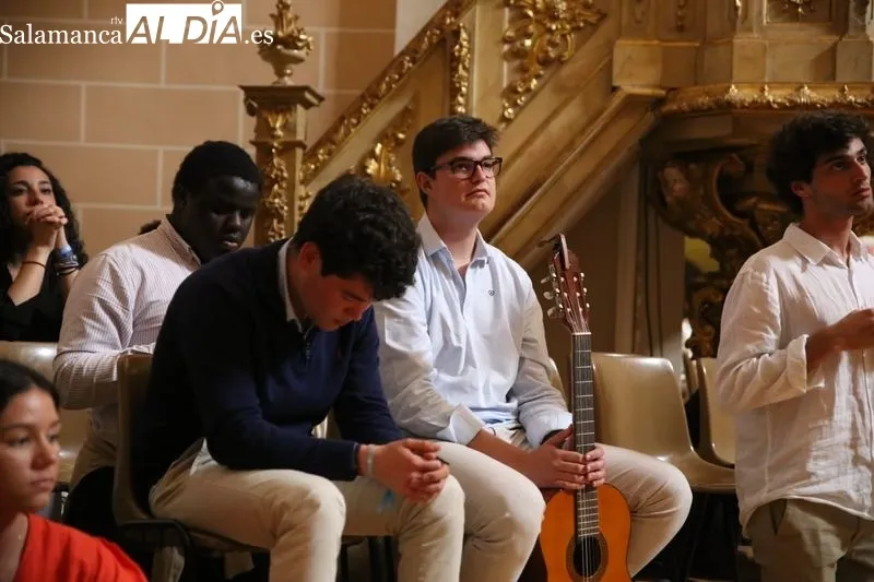 Foto 7 - Hakuna: La banda sonora de la fe joven que reson&oacute; ante Santa Teresa
