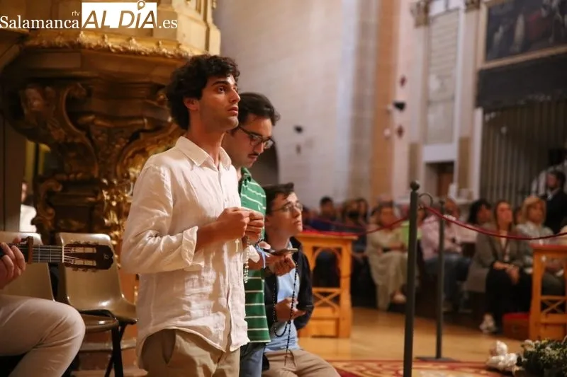 Foto 5 - Hakuna: La banda sonora de la fe joven que reson&oacute; ante Santa Teresa