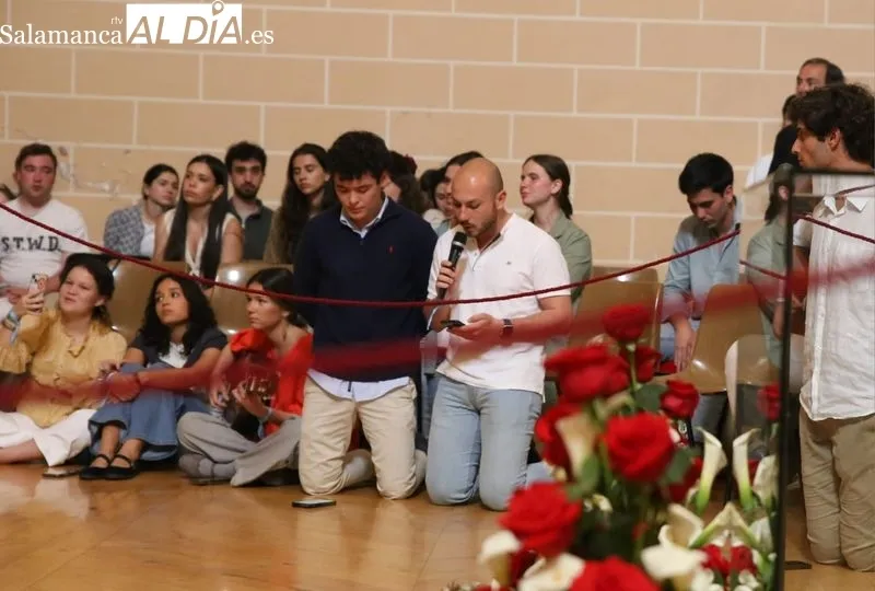 Foto 4 - Hakuna: La banda sonora de la fe joven que reson&oacute; ante Santa Teresa