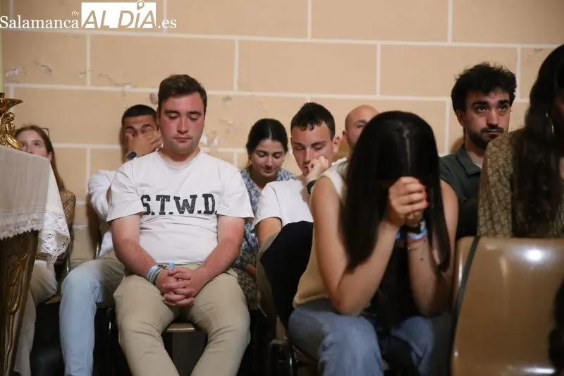 Foto 10 - Hakuna: La banda sonora de la fe joven que reson&oacute; ante Santa Teresa