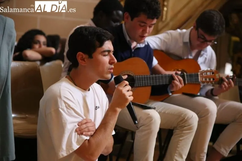 Foto 8 - Hakuna: La banda sonora de la fe joven que reson&oacute; ante Santa Teresa