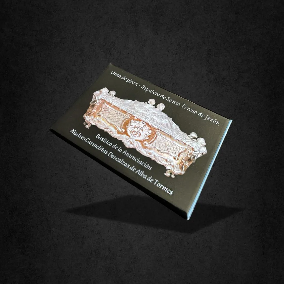 Foto 8 - La devoci&oacute;n por Santa Teresa impulsa la venta de recuerdos &uacute;nicos entre los peregrinos 
