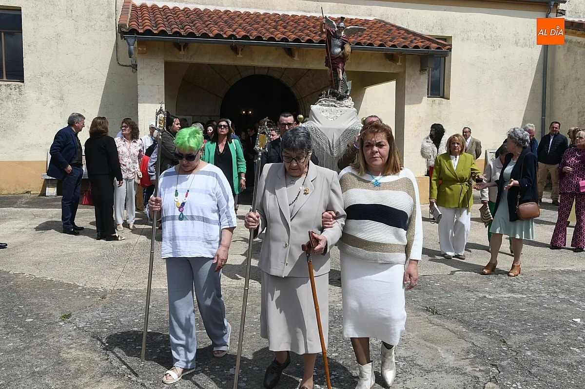 Procesión Fiestas Bocacara en San Miguel Arcángel/ Fotos: Adrián M.Pastor
