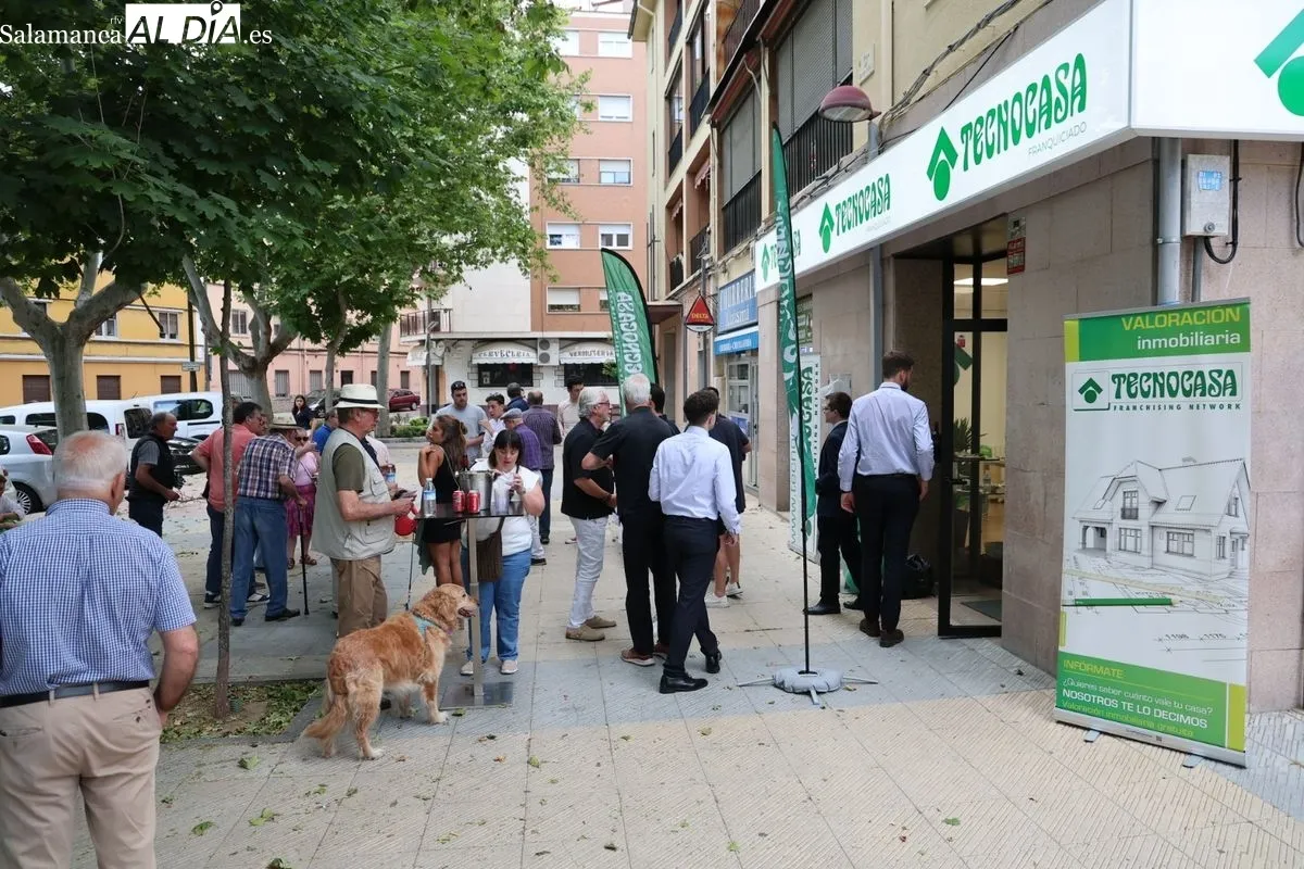 Inauguración de la nueva tienda de Tecnocasa en Barrio Vidal | FOTOS: David Sañudo