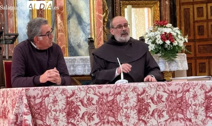 Restaurado el relicario que abraza el coraz&oacute;n de Santa Teresa | Imagen 1