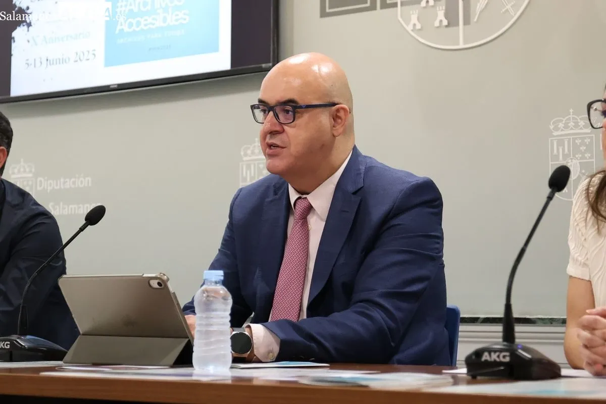 Presentación en la Diputación de los actos con motivo del Día Internacional de los Archivos. Foto de David Sañudo