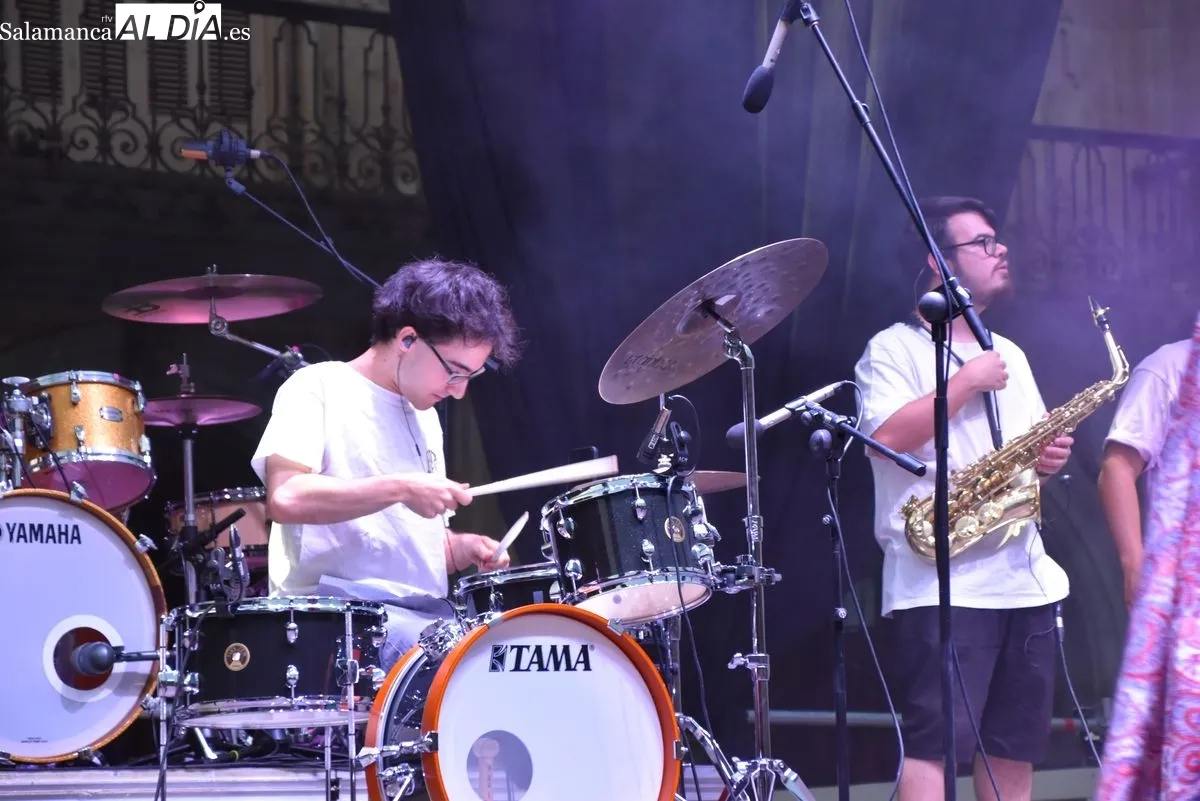 Concierto de Upperlips en la Plaza Mayor dentro del FÁCYL. Foto de Miguel González