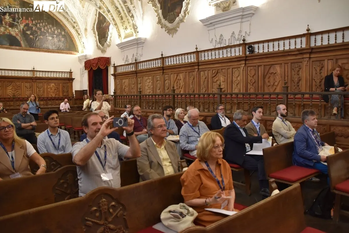 Encuentro en la UPSA que conmemora el 40º aniversario de la revista Diálogo Filosófico. Foto de Vanesa Martins