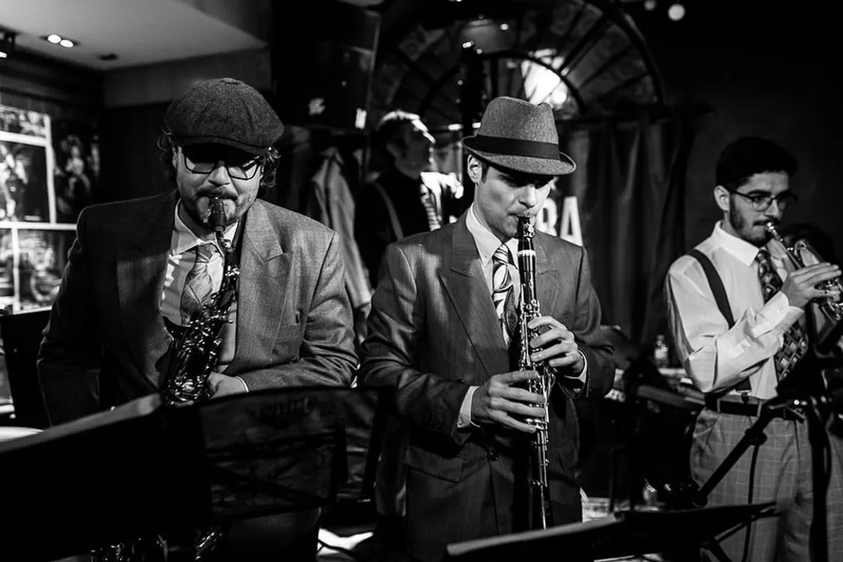 Sábado 2 de agosto  Concierto: The Original Cartoon Band