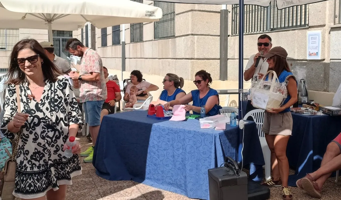 Foto 9 - Una gran fiesta pone punto y final al curso en el Colegio La Encarnaci&oacute;n