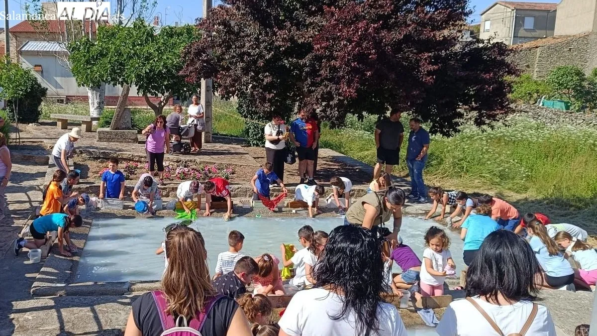 Foto 6 - El agua protagoniza el D&iacute;a de las Lavanderas para diversi&oacute;n de los ni&ntilde;os y ni&ntilde;as de Lumbrales